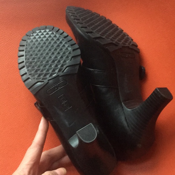 A2 Aerosoles - Picture 5 of 6